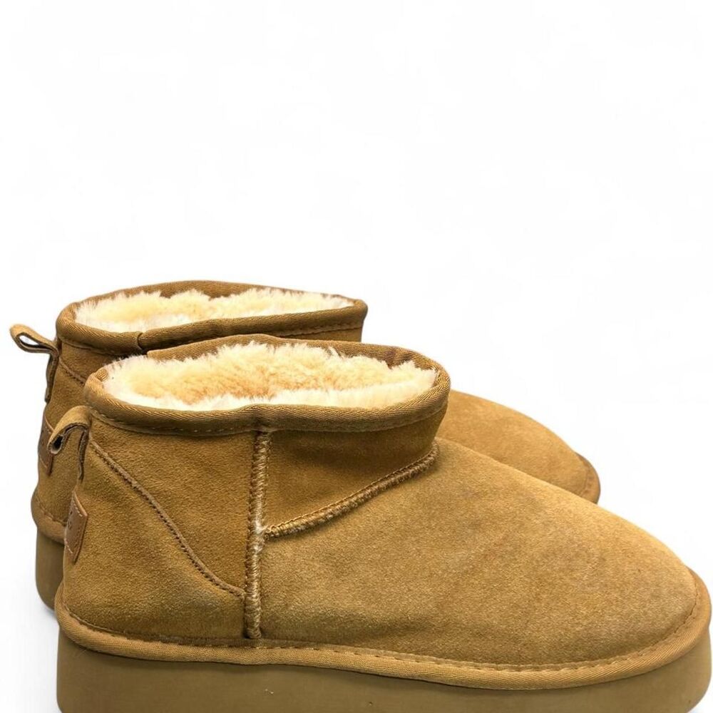 Ugg Women's Tan and Brown Boots